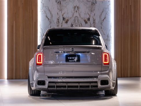Used 2026 Rolls-Royce Cullinan AWD/4WD image 7