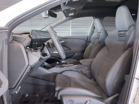 New 2027 Audi SQ6 e-tron Premium Plus AWD/4WD image 8