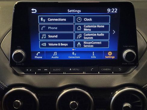 Used 2025 Nissan Sentra SV FWD image 25