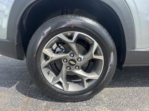 New 2026 Chevrolet Trax LT FWD image 10