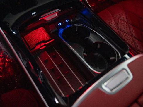 Certified 2024 Mercedes-Benz S 580 4MATIC Sedan image 31