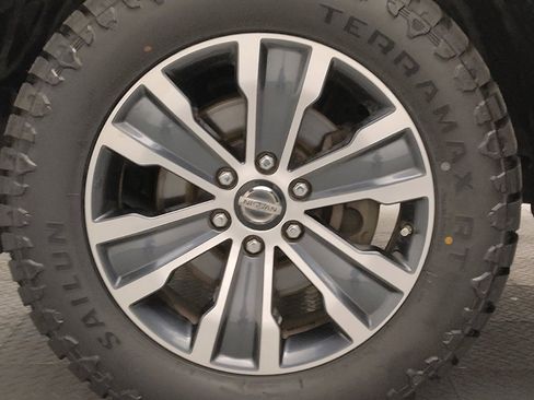 Used 2020 Nissan Armada SL w/ Premium Package image 31