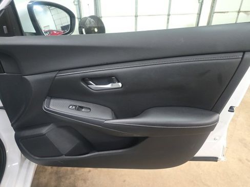 Used 2022 Nissan Sentra SV image 5