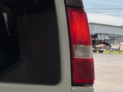 Used 2023 Chevrolet Express 3500 LS RWD image 33
