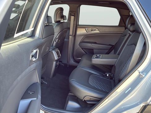 New 2026 Kia Sportage X-Line w/ X-Line Technology Package AWD/4WD image 16