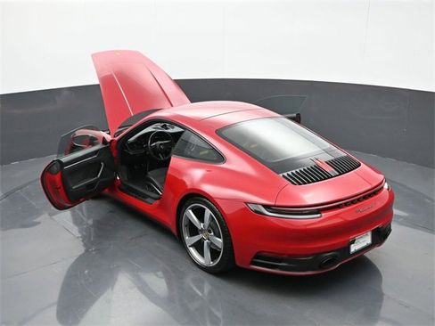 Used 2023 Porsche 911 Carrera T image 22