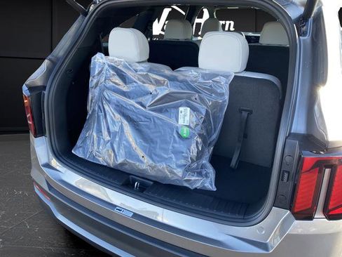 New 2026 Kia Sorento SX Prestige image 17