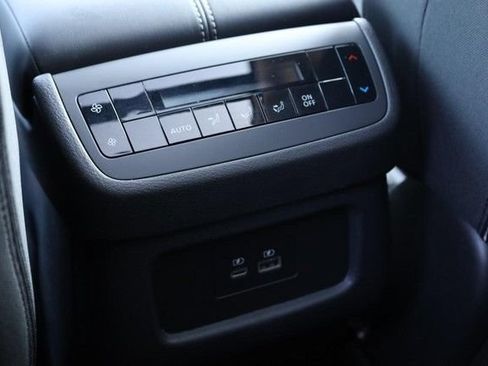 Certified 2025 Nissan Pathfinder SV w/ SV Premium Package FWD image 25