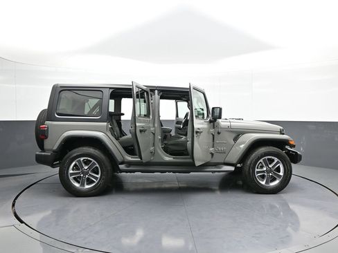 Used 2021 Jeep Wrangler Unlimited Sahara w/ Safety Group image 46