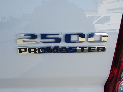 Used 2023 RAM ProMaster 2500 w/ Driver Convenience Group image 8