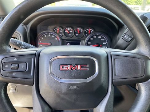 Used 2021 GMC Sierra 1500 4x4 Crew Cab w/ Sierra Value Package image 17
