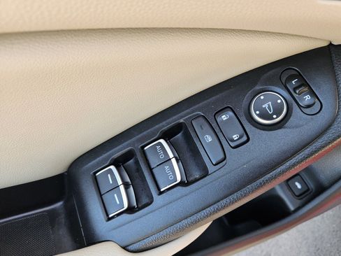 Used 2021 Honda Accord Touring image 32