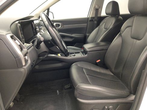 Used 2021 Kia Sorento S FWD image 17