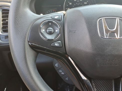 Used 2021 Honda HR-V EX image 28
