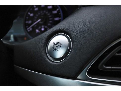 Used 2022 Hyundai Palisade SEL w/ 8P Bench Seat Package AWD/4WD image 28