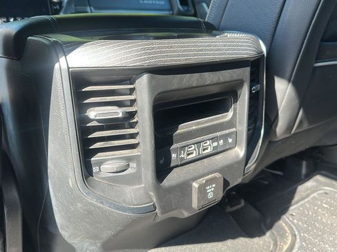 Used 2020 RAM 1500 Limited AWD/4WD image 16