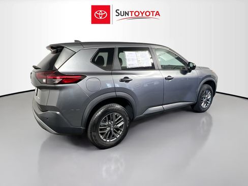 Used 2023 Nissan Rogue S AWD/4WD image 4