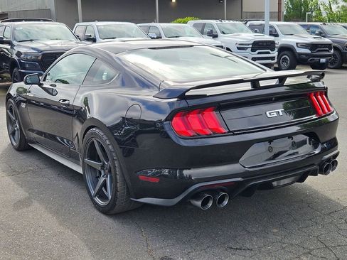 Used 2018 Ford Mustang GT RWD image 5