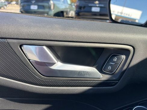 Used 2025 Ford Escape ST-Line image 12