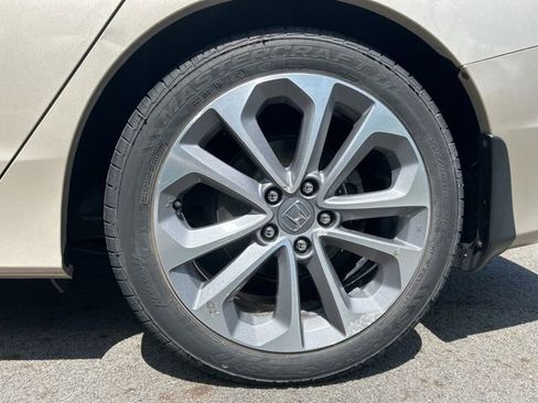 Used 2014 Honda Accord Sport image 34