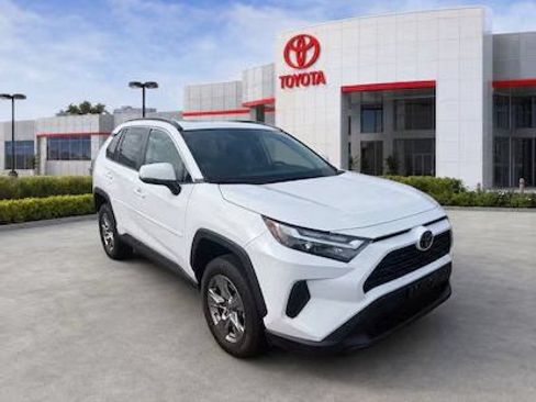 Used 2024 Toyota RAV4 XLE w/ Convenience Package AWD/4WD image 1