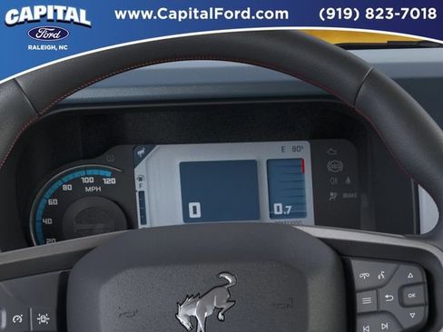 New 2025 Ford Bronco Heritage Edition AWD/4WD image 13