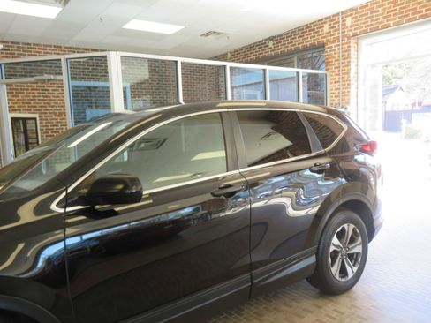 Used 2021 Honda CR-V LX image 69