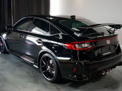 Used 2025 Honda Civic Type R image 33