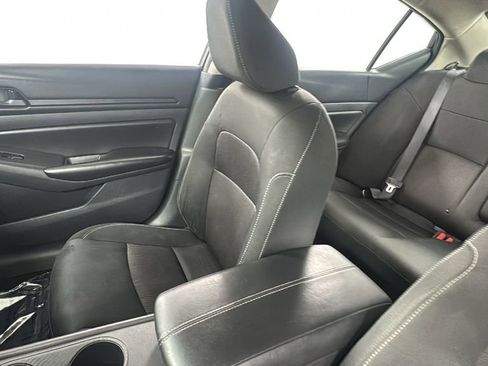 Used 2024 Nissan Altima 2.5 S image 13