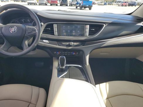 Used 2020 Buick Enclave Essence w/ Sound and Sites Package image 10