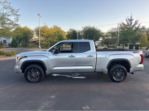 Used 2023 Toyota Tundra SR5 image 16