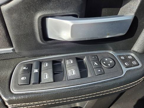 Used 2024 RAM 2500 Big Horn AWD/4WD image 35