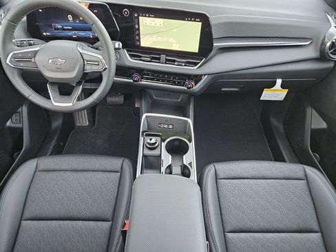 New 2027 Chevrolet Equinox LT w/ Convenience Package II FWD image 25