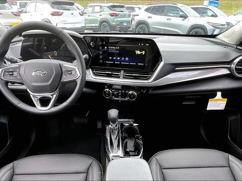 New 2026 Chevrolet Trax ACTIV FWD image 5