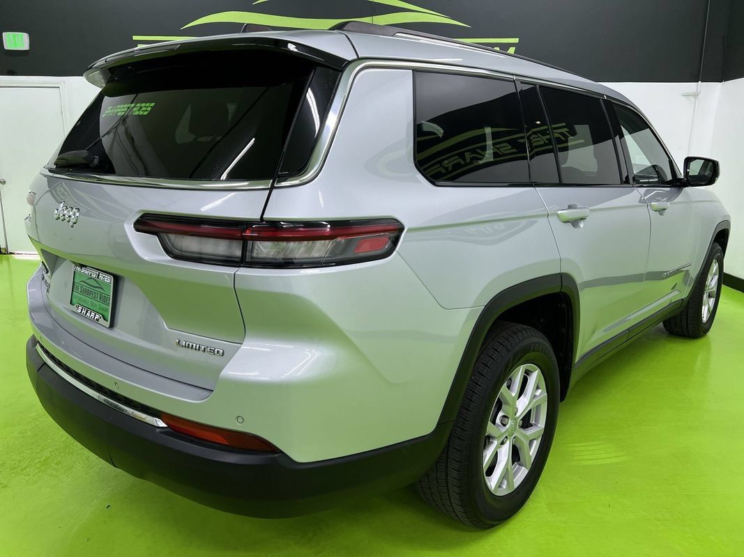 Used 2022 Jeep Grand Cherokee L Limited AWD/4WD image 10