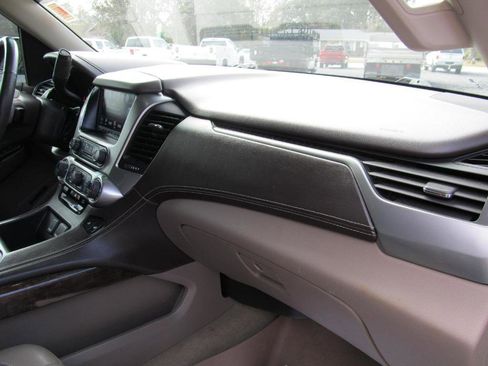 Used 2017 Chevrolet Tahoe LT image 40