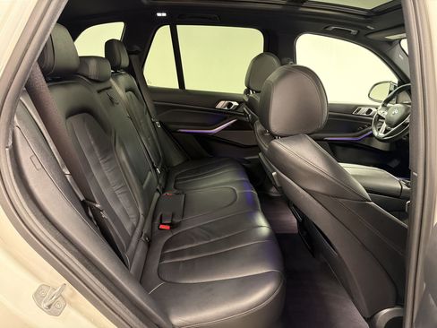 Used 2019 BMW X5 xDrive40i w/ Convenience Package AWD/4WD image 31