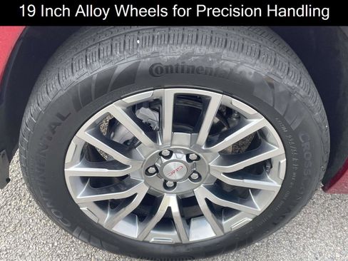 Used 2026 GMC Terrain Denali image 9