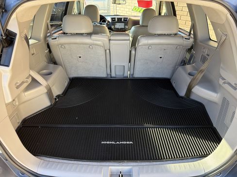 Used 2012 Toyota Highlander Limited image 5