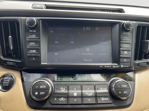 Used 2018 Toyota RAV4 Limited w/ Protection Package AWD/4WD image 19