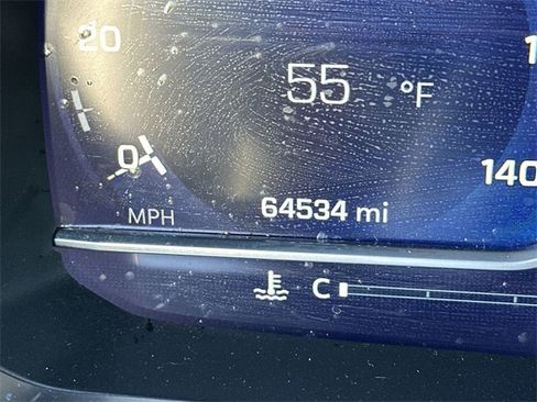 Certified 2023 Chevrolet Suburban Premier image 12