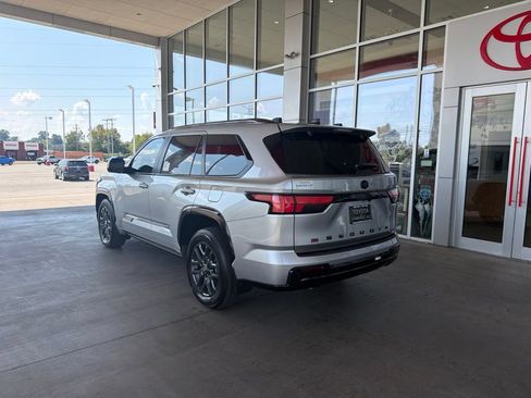 Used 2026 Toyota Sequoia Platinum w/ TRD Performance Package (TMS) AWD/4WD image 3