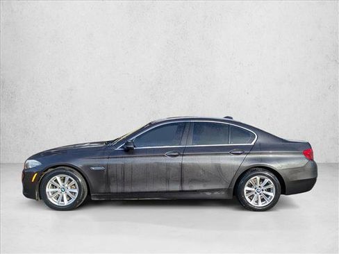 Used 2016 BMW 528i xDrive 528i xDrive image 9