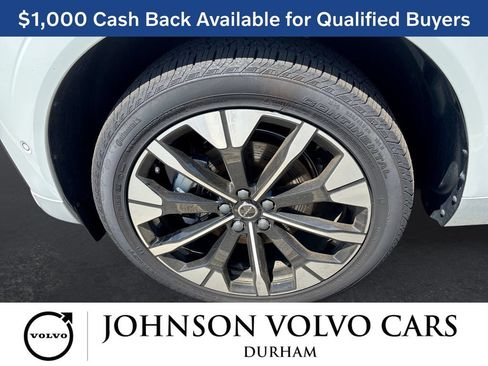 New 2026 Volvo XC60 B5 Plus w/ Protection Package Premier AWD/4WD image 19
