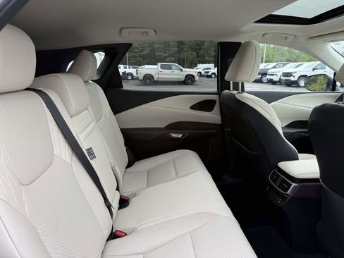 Used 2023 Lexus RX 350h image 14