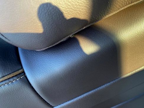 Used 2017 RAM 1500 Laramie Longhorn image 6