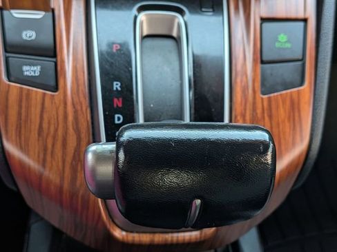 Used 2019 Honda CR-V EX-L image 27