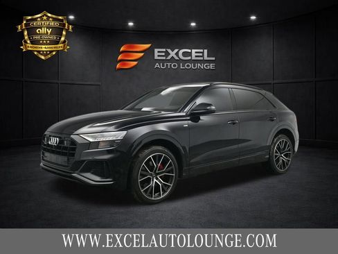 Used 2019 Audi Q8 Prestige w/ Year 1 Package image 1