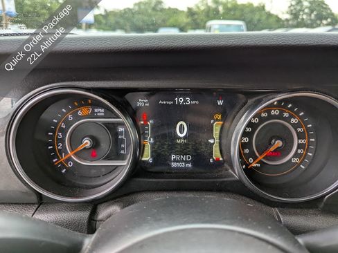 Used 2020 Jeep Wrangler Unlimited Sport AWD/4WD image 3