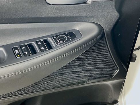 Certified 2023 Hyundai Santa Fe SEL image 19